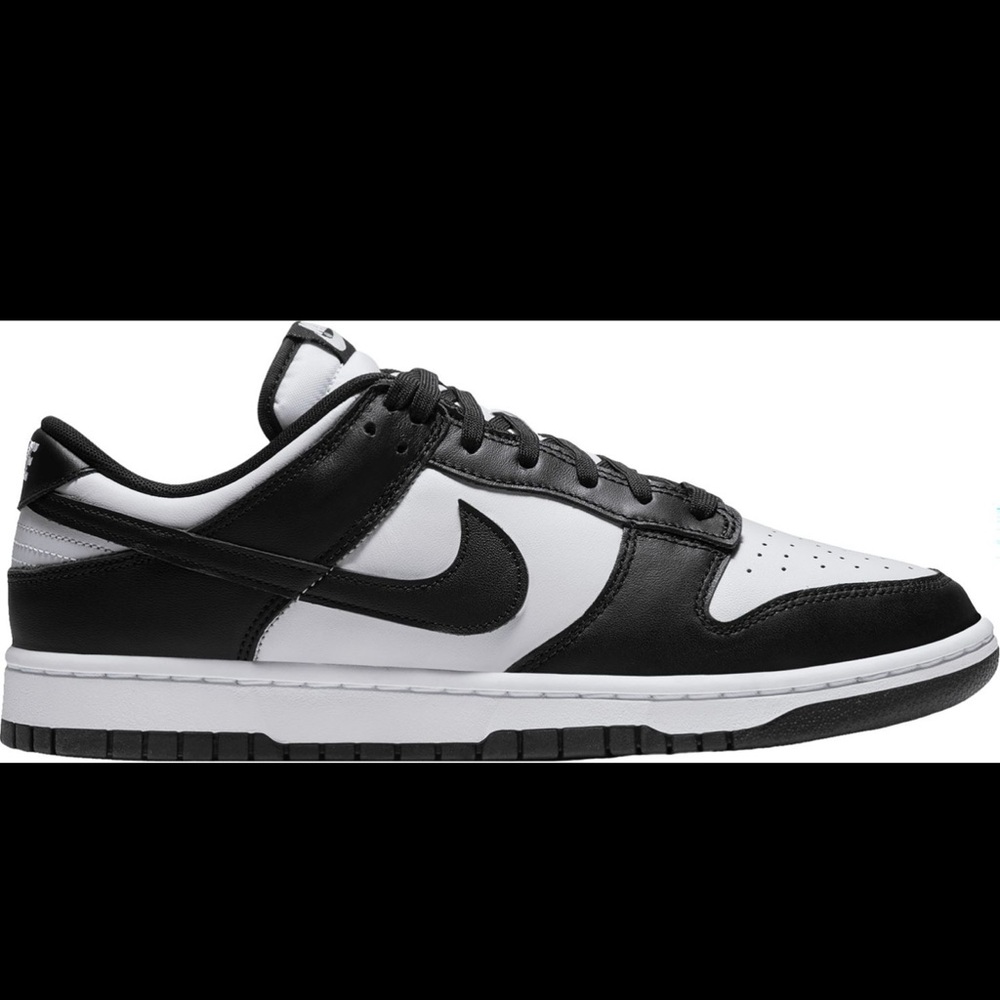 Nike Black and White Sneakers